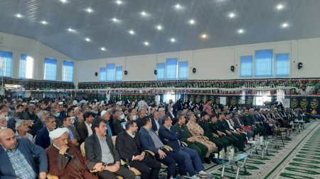 برگزاری یادواره سرداران و ٩۴ شهید شهرستان لنده با حضور استاندار و فرمانده سپاه فتح