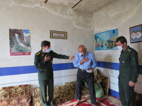 دیدار فرمانده ناحیه بسیج مقاومت لنده با خانواده شهدای روستای برمل و قیام و بررسی مشکلات روستاها